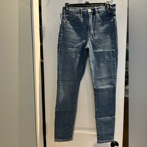 GAP TRUE SKINNY JEANS  SIZE 27 SIZE 4